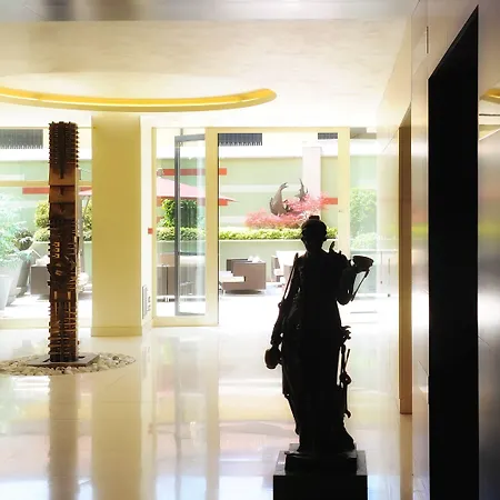 Art Navigli Hotell 4*