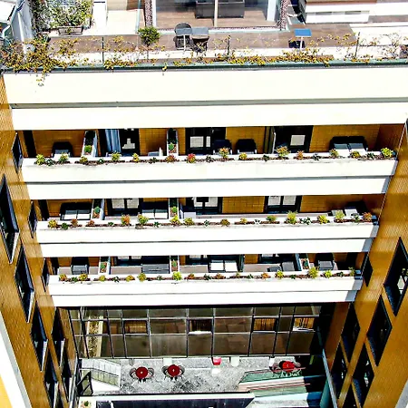 Szálloda Art Navigli 4*