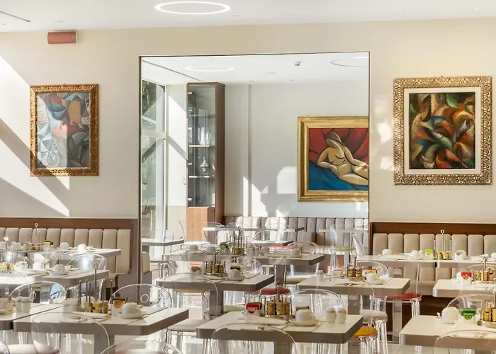 纳维吉利艺术酒店 4* 米兰