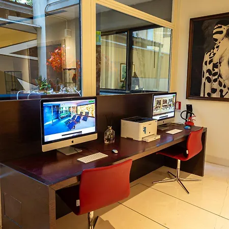 Art Navigli 4*